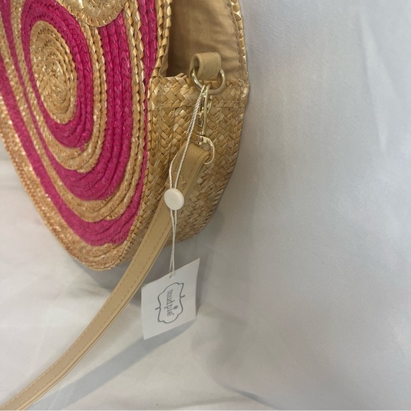 Mud Pie NWT Round Straw Bag with Hot Pink Circles Shoulder Strap and Handles - Picture 6 of 16